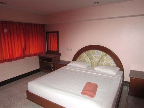 Aa Guesthouse Pattaya Luaran gambar